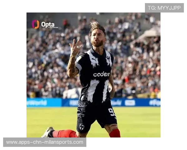 拉莫斯训队友画面被记录，引发热议