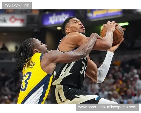 字母哥末段强攻完成绝杀,雄鹿全场掀起欢呼